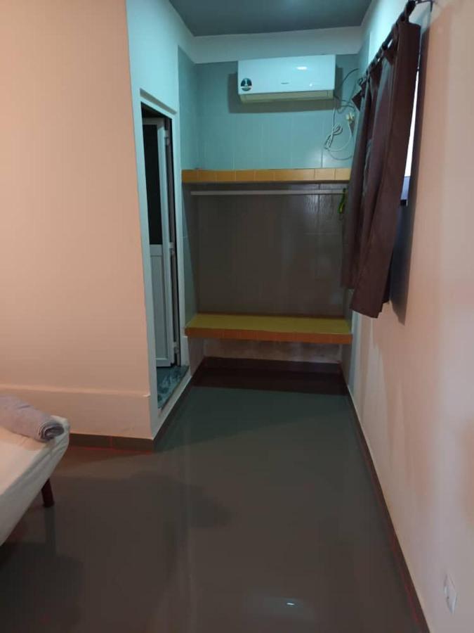 Hotel Badinca Alojamento Low Cost In Bissau Avenida Francisco Mendes エクステリア 写真