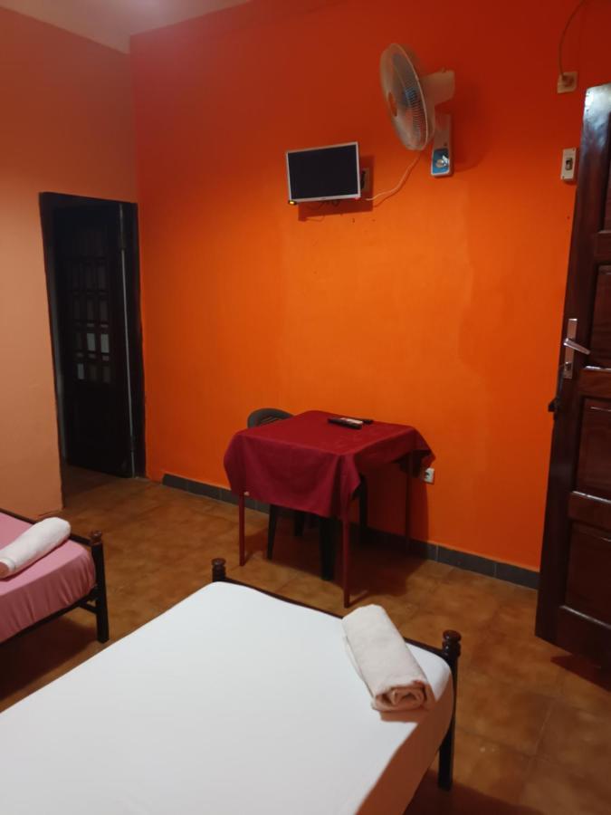 Hotel Badinca Alojamento Low Cost In Bissau Avenida Francisco Mendes エクステリア 写真